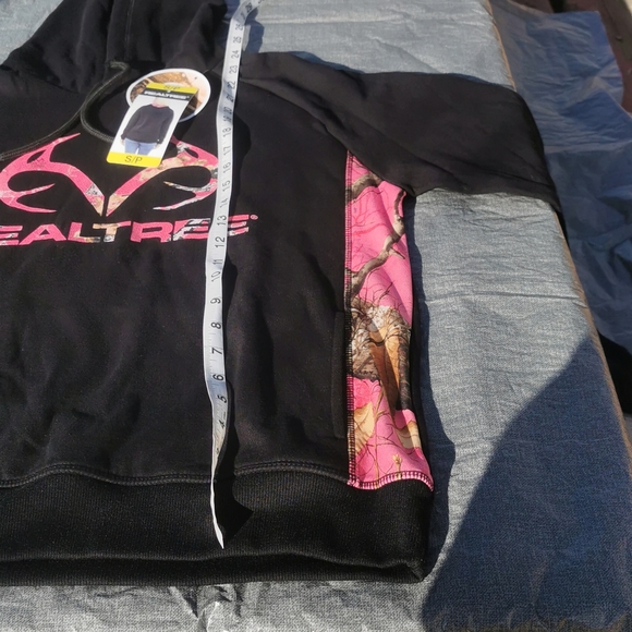 Real Tree Small S Realtree black pink camo New NWT hoodie sweatshirt - Picture 4 of 12